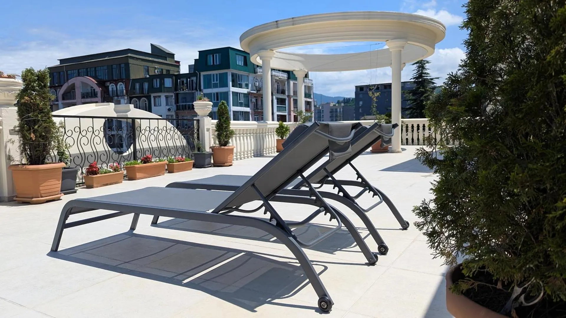 Sunrise Apartment Batumi