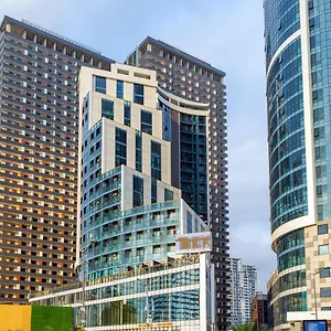 Entire Flat With Skyline View - Two Bedrooms باتومي